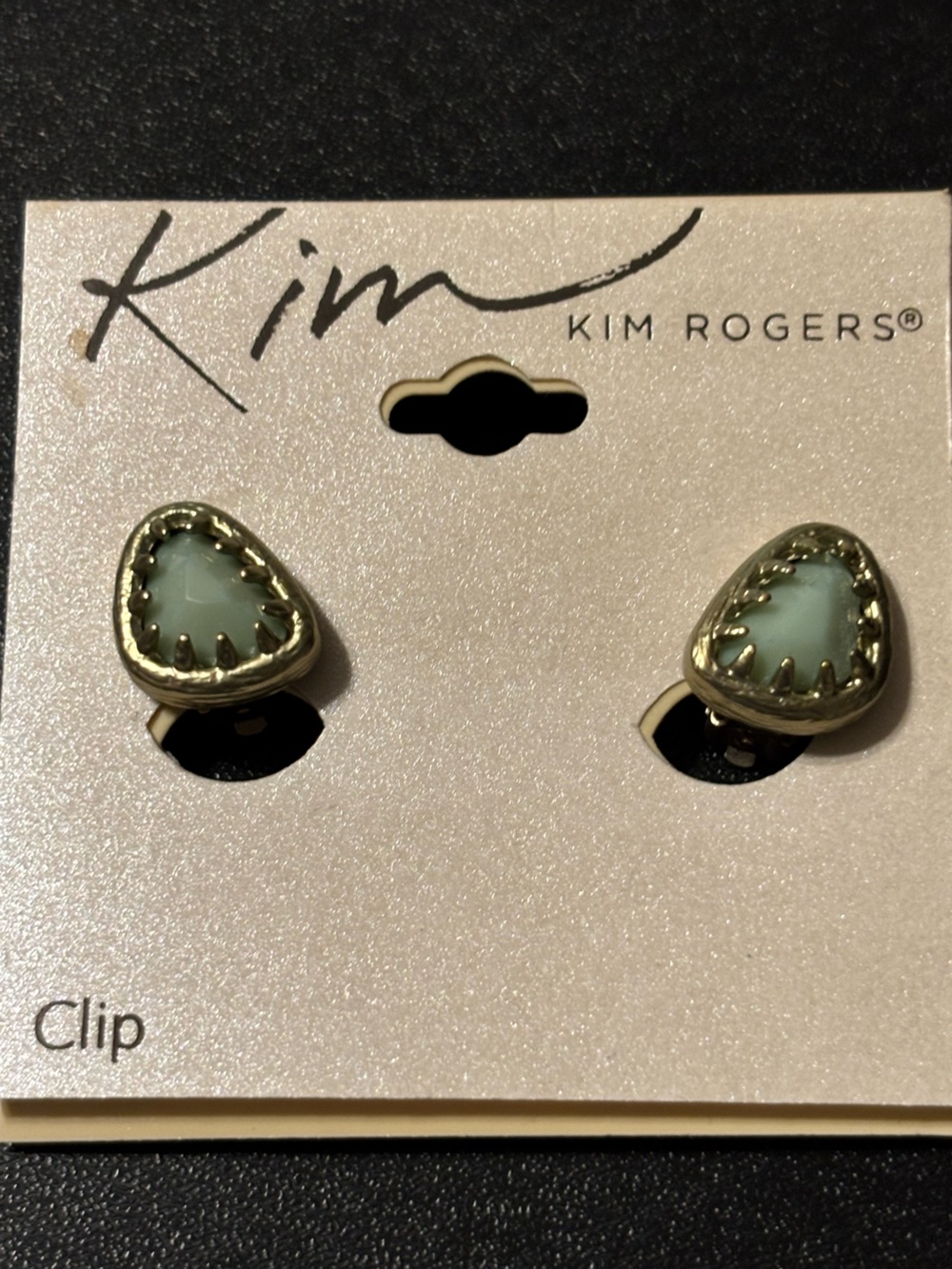 Kim Rogers Gold-Tone Mint Teardrop‎ Clip On Earrings